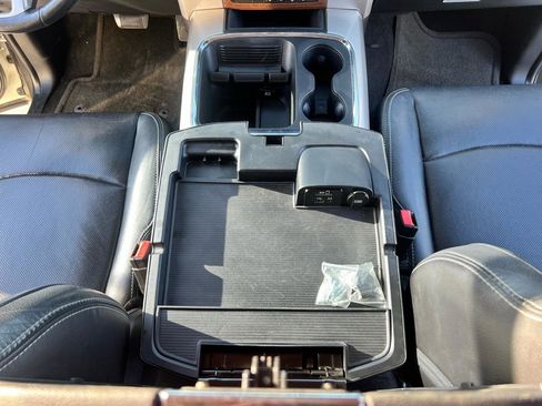 Used 2016 RAM 1500 Laramie w/ Convenience Group image 23