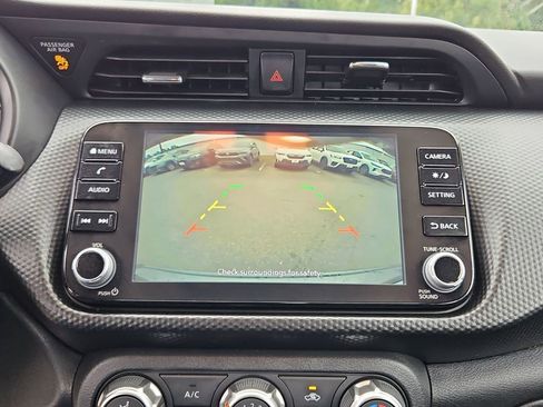 Used 2024 Nissan Kicks SV image 18
