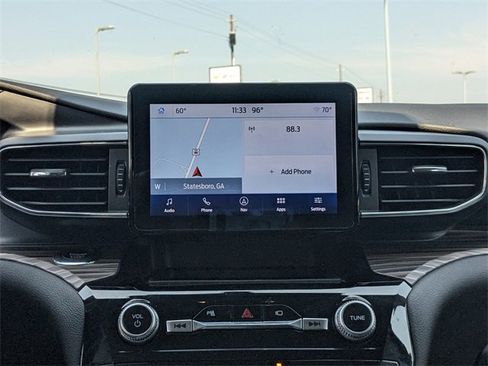 Used 2023 Ford Explorer Limited image 22