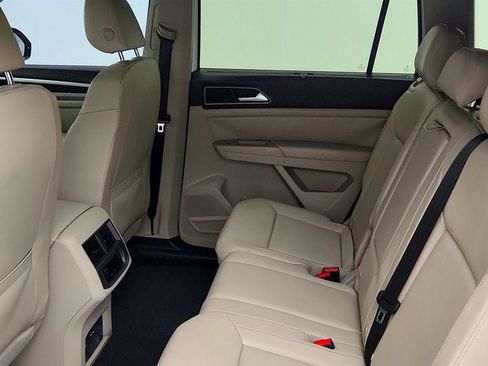 Used 2018 Volkswagen Atlas SEL FWD image 21