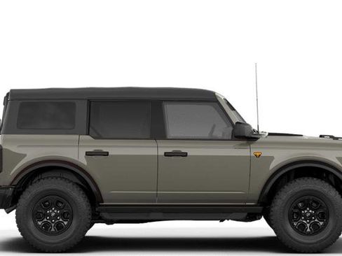 New 2026 Ford Bronco Badlands image 5