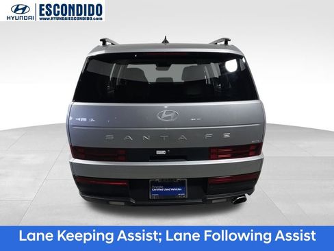 Used 2025 Hyundai Santa Fe SEL image 4