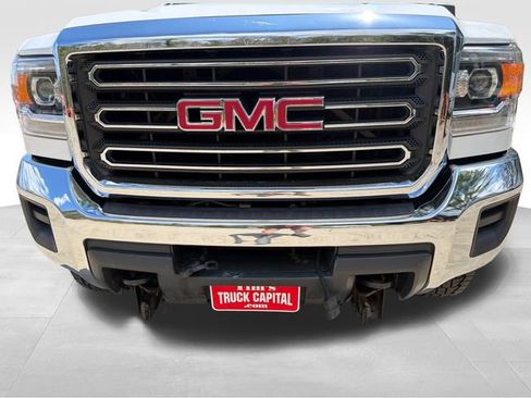 Used 2017 GMC Sierra 3500 4x4 Regular Cab w/ Sierra Convenience Package image 9