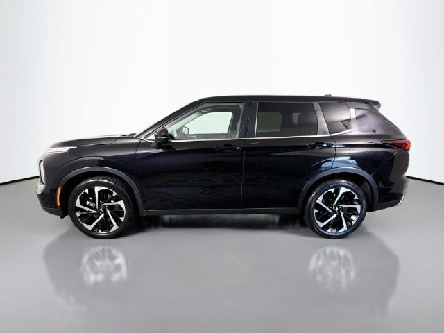 Used 2024 Mitsubishi Outlander SE FWD image 6