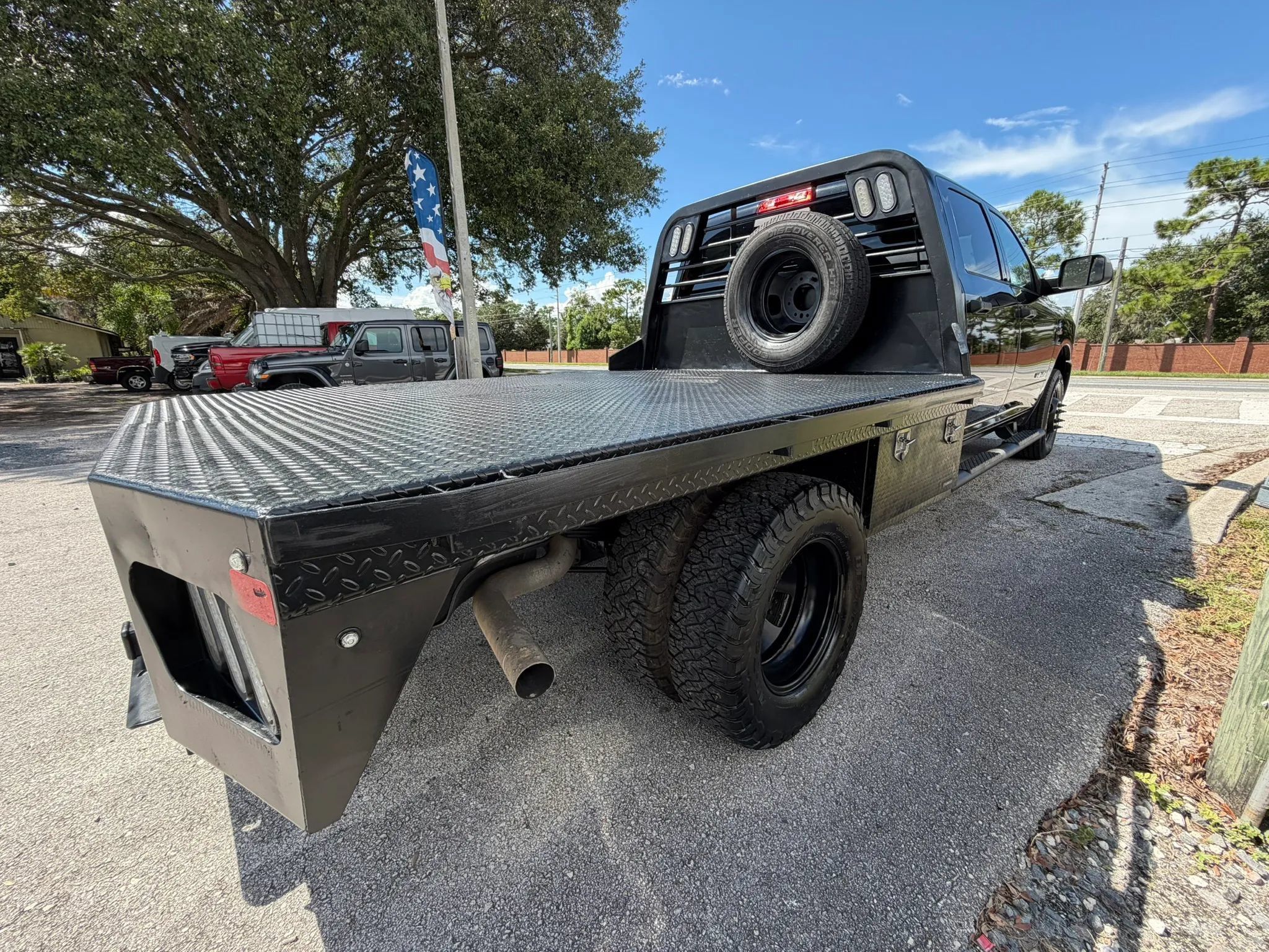 Used 2022 RAM 3500 Tradesman w/ Safety Group AWD/4WD image 6
