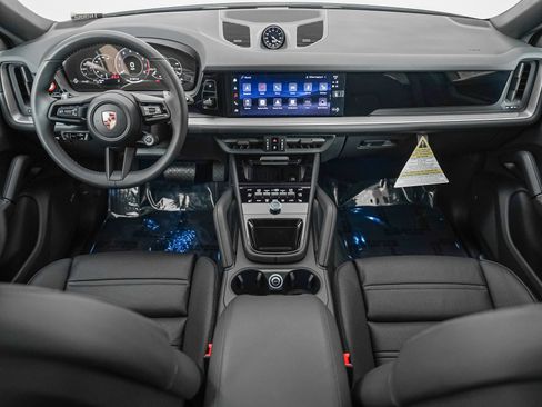 New 2026 Porsche Cayenne Coupe image 15