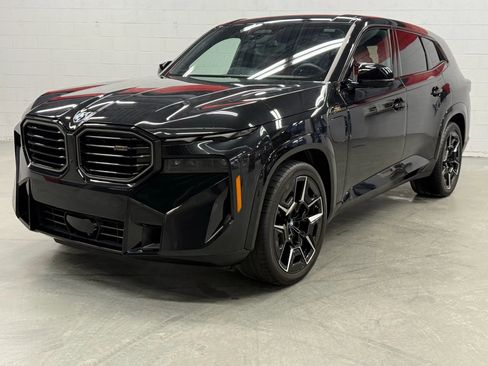 Used 2025 BMW XM Sport Utility 4D image 2