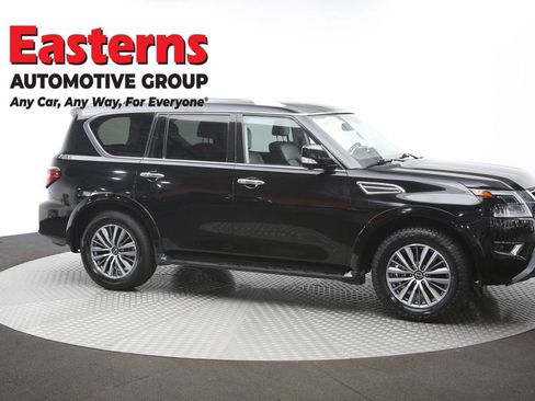 Used 2024 Nissan Armada SL w/ Captain's Chairs Package image 51