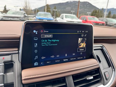 Used 2024 Chevrolet Tahoe High Country w/ Advanced Technology Package image 37