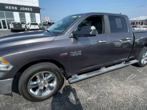Used 2015 RAM 1500 Big Horn RWD image 6