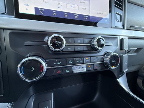 Certified 2022 Ford F150 XLT w/ Equipment Group 302A High image 25