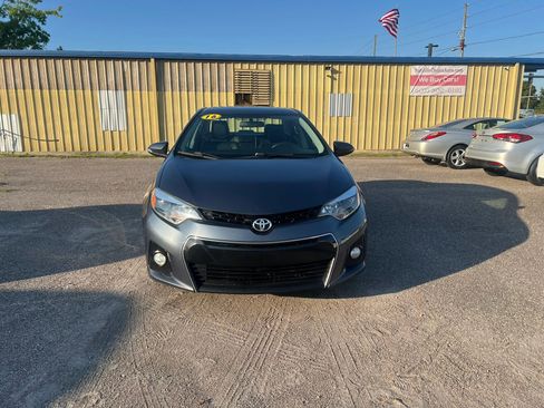 Used 2016 Toyota Corolla S FWD image 3