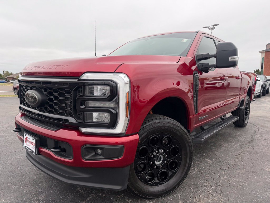 Used 2025 Ford F250 Lariat w/ Black Appearance Package AWD/4WD image 2