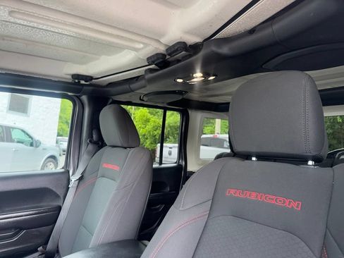 Used 2021 Jeep Wrangler Unlimited Rubicon w/ Safety Group AWD/4WD image 19