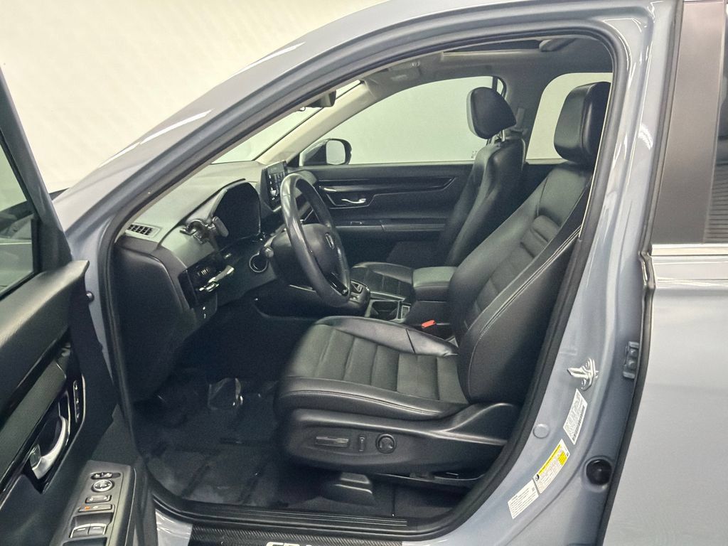Used 2023 Honda CR-V EX-L image 9