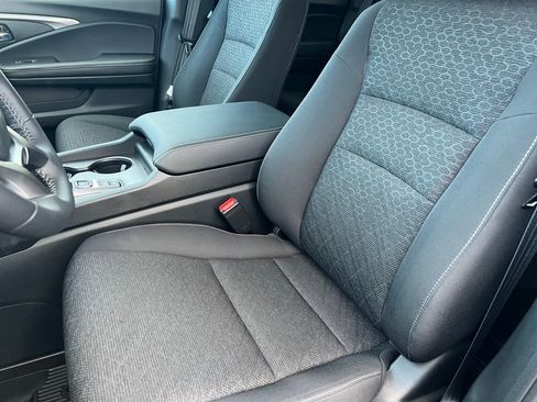 Used 2024 Honda Ridgeline Sport image 10