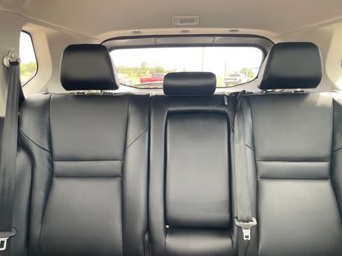Used 2023 Nissan Rogue SV w/ SV Premium Package AWD/4WD image 19