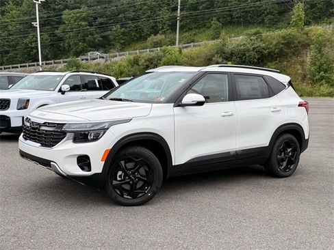 New 2026 Kia Seltos EX w/ EX Sunroof Package image 2