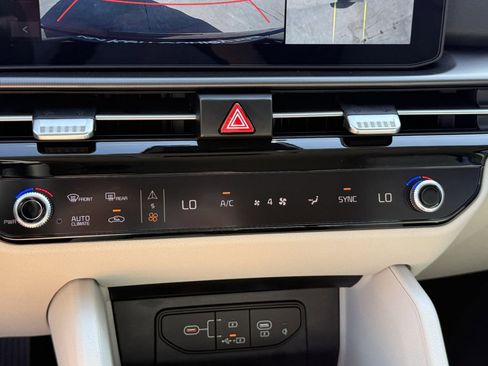 New 2026 Kia Sportage SX image 23