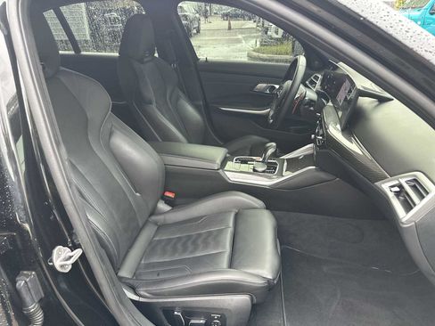 Used 2025 BMW M3 Competition AWD/4WD image 19