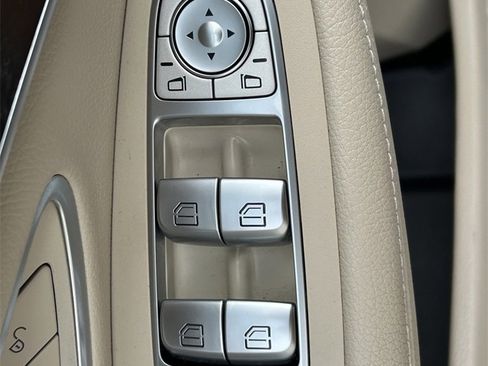 Used 2021 Mercedes-Benz C 300 Sedan image 22