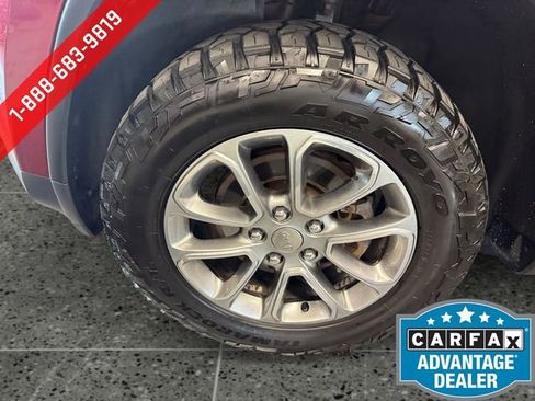 Used 2014 Jeep Grand Cherokee Limited AWD/4WD image 25