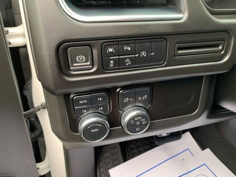 Certified 2024 GMC Yukon AT4 image 12