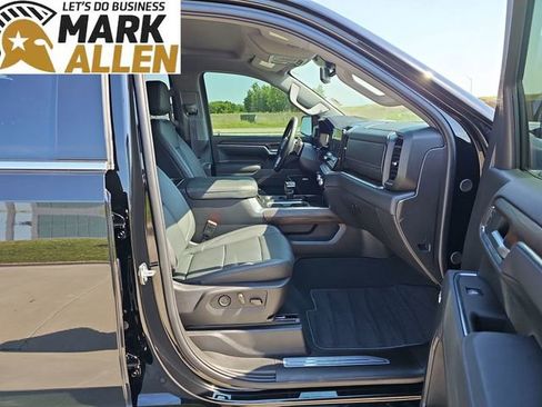 Used 2026 GMC Sierra 1500 SLT w/ SLT Premium Package AWD/4WD image 28