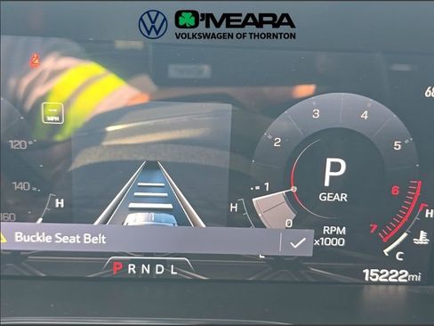 Used 2024 GMC Canyon AT4 w/ AT4 Premium Package AWD/4WD image 2