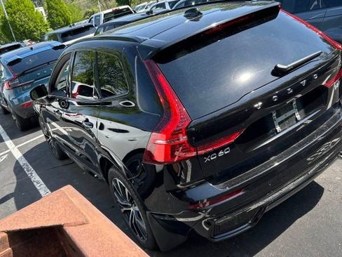 Used 2023 Volvo XC60 B5 Plus w/ Climate Package AWD/4WD image 5