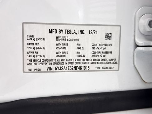 Used 2022 Tesla Model S AWD/4WD image 41
