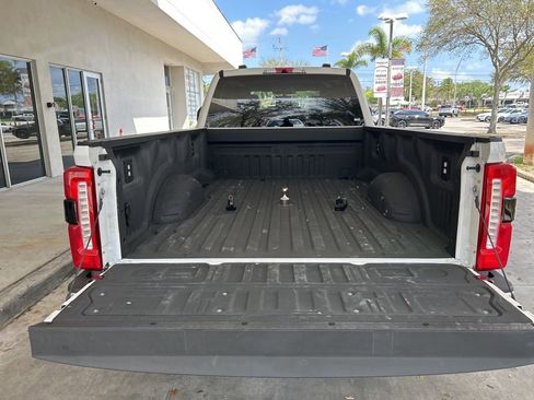 Used 2025 Ford F350 Lariat image 33