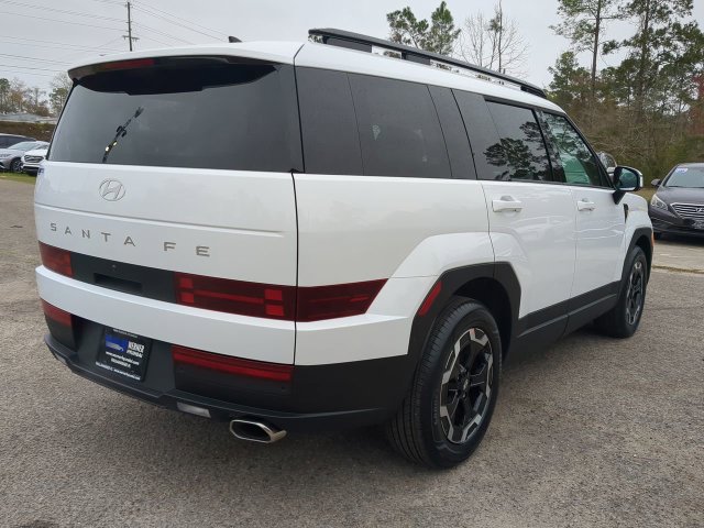 Used 2024 Hyundai Santa Fe SEL FWD image 5