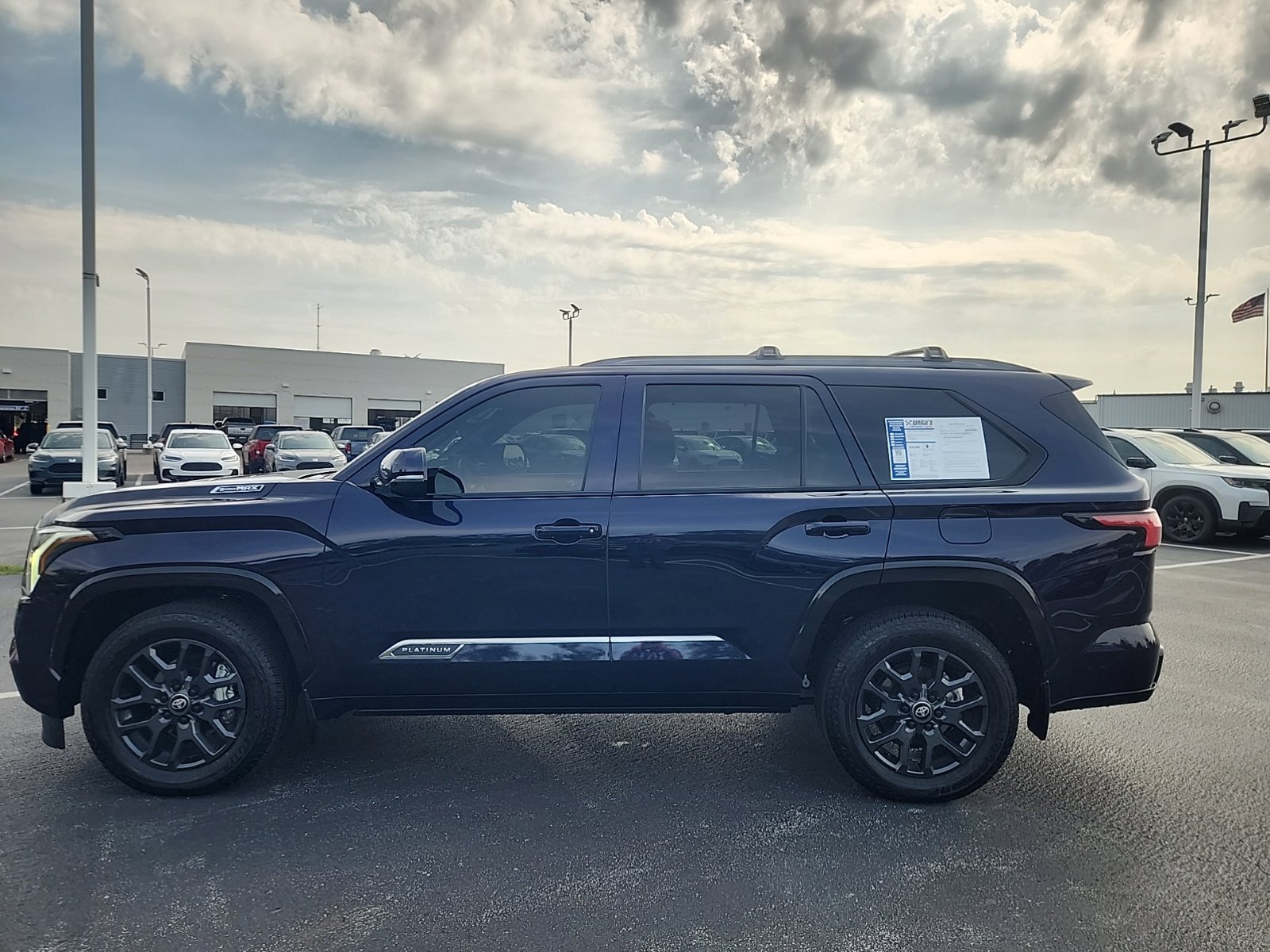 Used 2026 Toyota Sequoia Platinum AWD/4WD image 3
