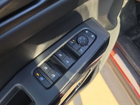 New 2026 Nissan Pathfinder SV FWD image 23