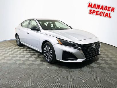 Used 2024 Nissan Altima 2.5 SV
