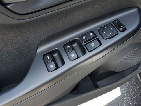 Certified 2023 Hyundai Kona SEL AWD/4WD image 21