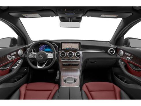 Used 2022 Mercedes-Benz GLC 300 4MATIC Coupe image 8