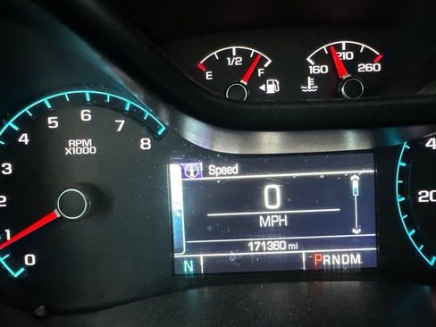 Used 2016 Chevrolet Colorado LT w/ LT Convenience Package RWD image 9