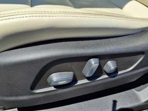 Certified 2022 Cadillac XT6 Sport w/ Technology Package image 27