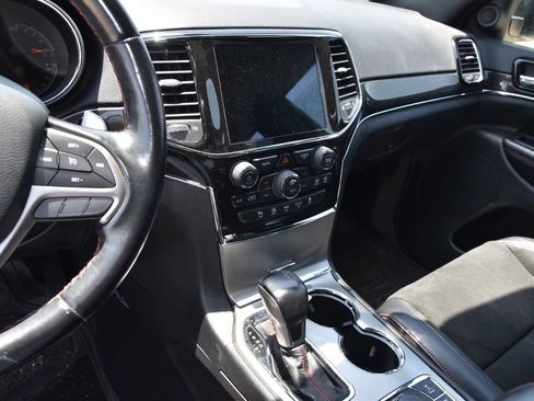 Used 2021 Jeep Grand Cherokee Trailhawk AWD/4WD image 9