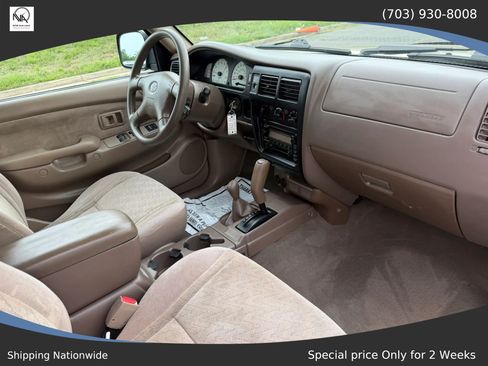 Used 2004 Toyota Tacoma 4x4 Xtracab image 10