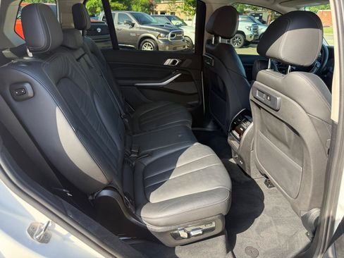 Used 2020 BMW X7 xDrive40i w/ Premium Package AWD/4WD image 42