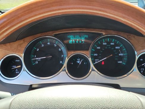 Used 2010 Buick Enclave CXL w/ Trailering Provision Package image 31