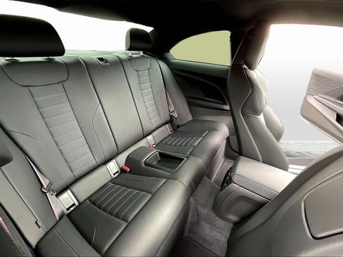 Used 2024 BMW M2 image 25