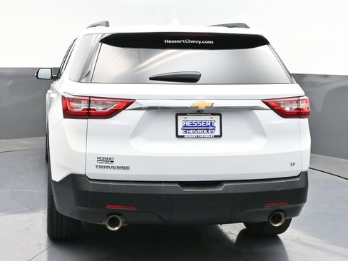 Used 2020 Chevrolet Traverse LT FWD image 6