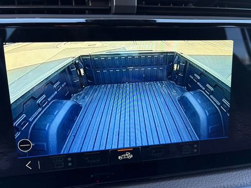 Certified 2024 GMC Sierra 1500 Denali image 36