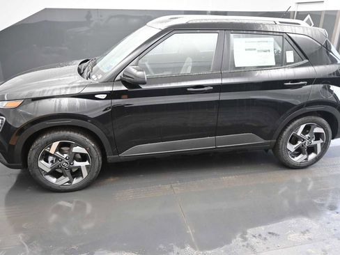 New 2026 Hyundai Venue SEL FWD image 5