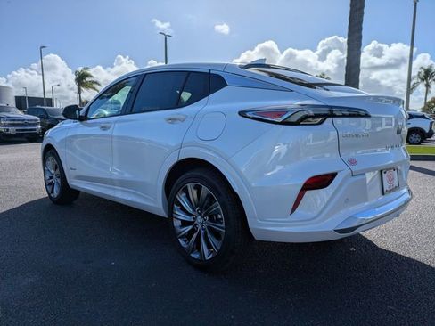 New 2026 Buick Envista Avenir image 6