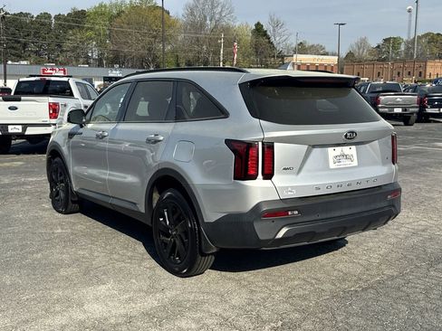 Used 2021 Kia Sorento S AWD/4WD image 5